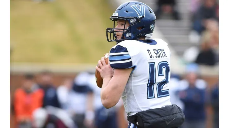 Quarterback Daniel Smith of Villanova Wildcats