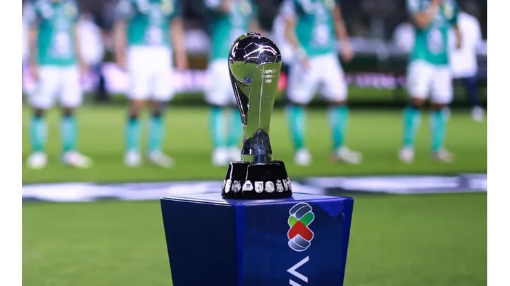 Liga MX trophy