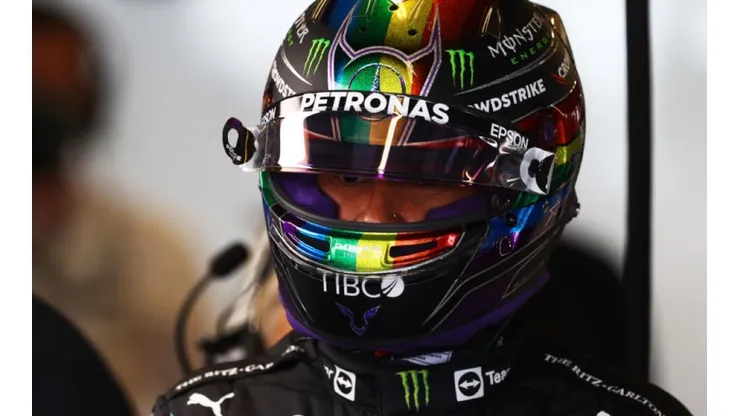 Lewis Hamilton at the F1 Grand Prix Abu Dhabi Practice