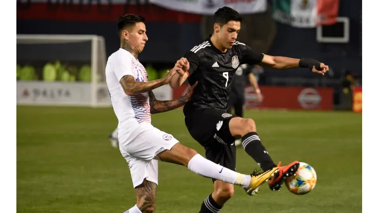 Mexico and Chile during a friendly in 2019