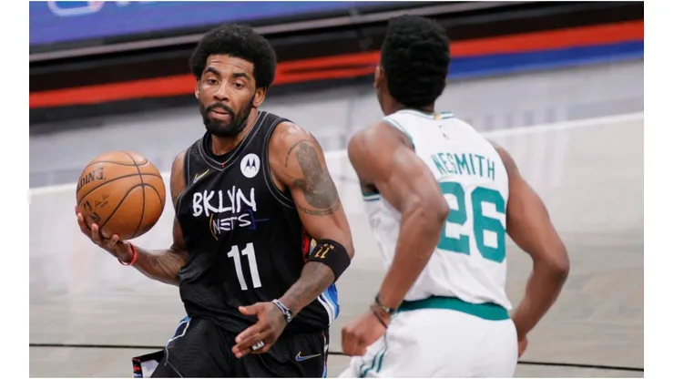 Kyrie Irving driving to the rim