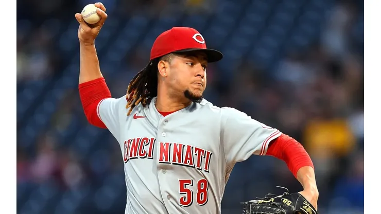 Cincinnati Reds' pitcher Luis Castillo is reportedly on the radar of the Texas Rangers.