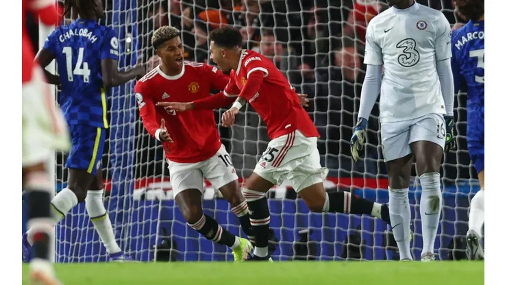 Jadon Sancho (right) of Manchester United celebrates after scoring
