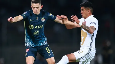 Alvaro Fidalgo of Club America (left) against Leonel Lopez of Pumas UNAM.