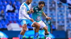 Diego de Buen of Puebla (left) Fernando Navarro of Leon by Manuel Velasquez (Futbolsites)