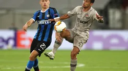 Nicolo Barella of Inter (left) tries to stop Alan Patrick of Shakhtar Donetsk