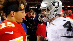 Patrick Mahomes of Chiefs (left) greets Derek Carr of Raiders after a game in 2018