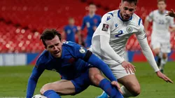 Ben Chilwell of England (left) and Alessandro D'Addario of San Marino (right)