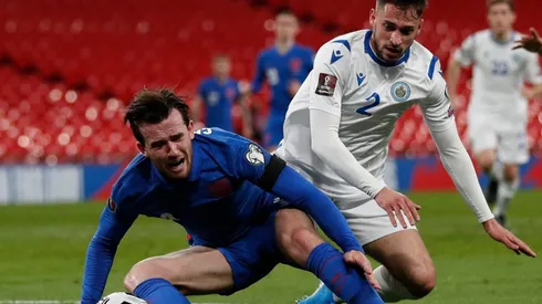 Ben Chilwell of England (left) and Alessandro D'Addario of San Marino (right)