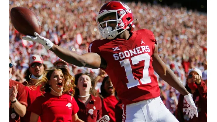 Marvin Mims of Oklahoma Sooners at the game vs Texas Tech on October 30