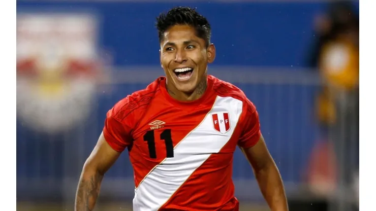 Raul Ruidiaz of Peru