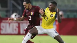 Jose Martinez of Venezuela (left) and Moises Caicedo of Ecuador.