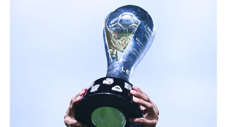 Liga MX trophy