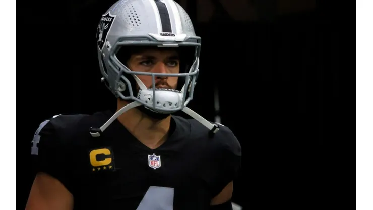 Derek Carr of Las Vegas Raiders during his last game against Philadelphia Eagles on October 24