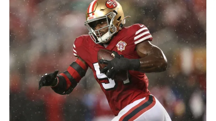 Azeez Al-Shaair of the 49ers at the game vs Colts on October 24