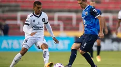 Kevin Ramirez of Queretaro (left) and Claudio Kranevitter of Monterrey