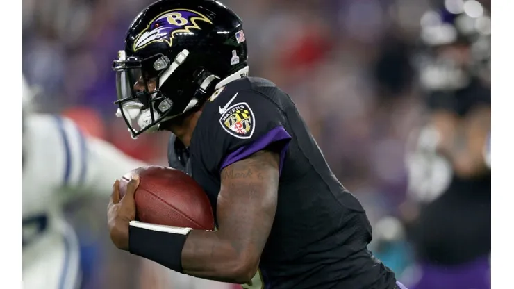 Lamar Jackson against the Indianapolis Colts in the last games of the Week 5, an amazing performance by Jackson to comeback and win the game. By Rob Carr