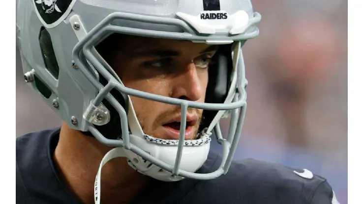 Derek Carr of the Las Vegas Raiders amid his first game without Jon Gruden as head coach.