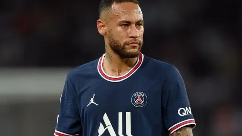 Neymar playing with PSG