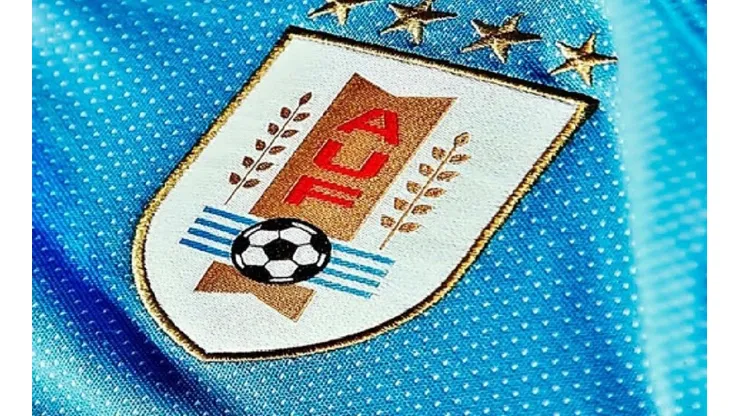 Uruguyan soccer federation crest