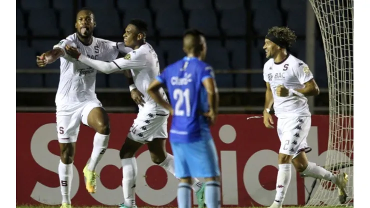Saprissa host Santa Lucia in Costa Rica after winning 2-0 in the first leg of the 2021 Concacaf League Round of 16.