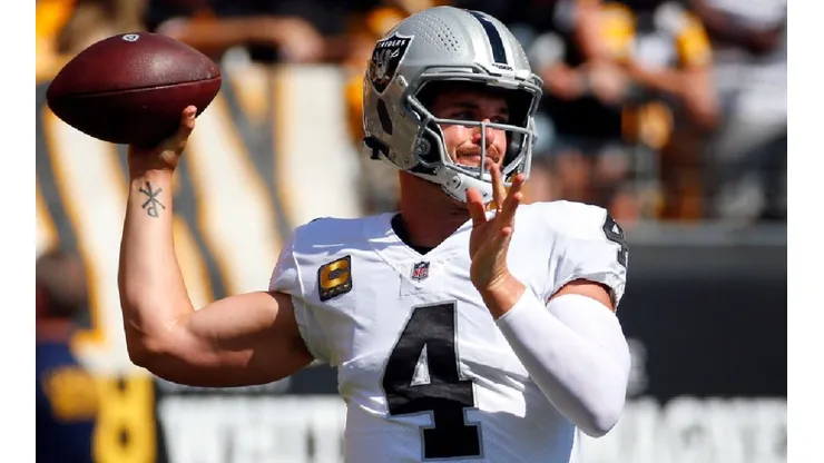 Derek Carr of Raiders
