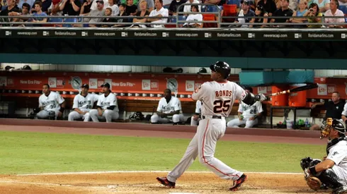 Barry Bonds #25 of the San Francisco Giants watches his two run home run, his 760th of his career against pitcher Rick VandenHurk of the Florida Marlins in 2007.