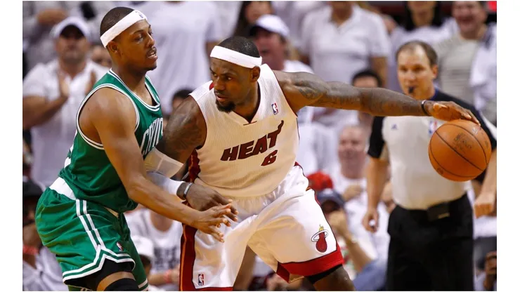 Paul Pierce & LeBron James. (Getty)