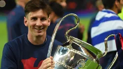 Lionel Messi holding the Champions League trophy in 2015. (Getty)