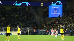 Players waiting for a VAR review during the 2019-20 UEFA Champions League. (Getty)