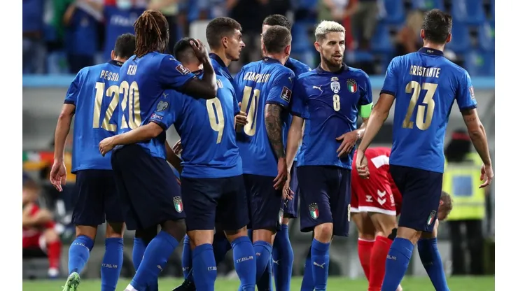 Italy national team players celebrate after scoring. (Getty)