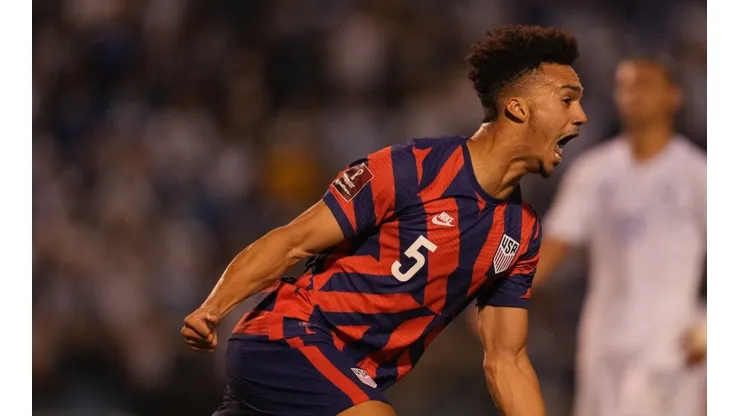 Antonee Robinson of the United States (Twitter: @USMNT)