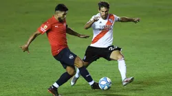 Independiente's Silvio Romero fights for the ball with River Plate's Leonardo Ponzio (Getty).