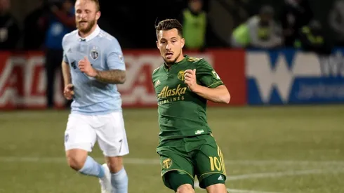 Johnny Russell of Sporting Kansas City (left), and Sebastian Blanco of Portland Timbers (right) (Getty)