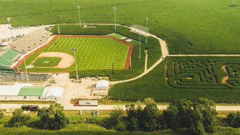 The location for the MLB Field of dreams (Twitter: @LasMayores)