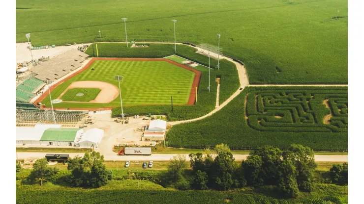 The location for the MLB Field of dreams (Twitter: @LasMayores)