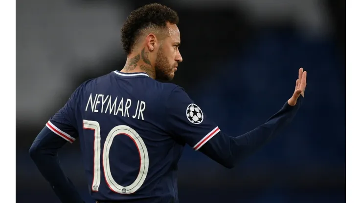 Will Neymar give the No.10 jersey to Messi? (Getty).
