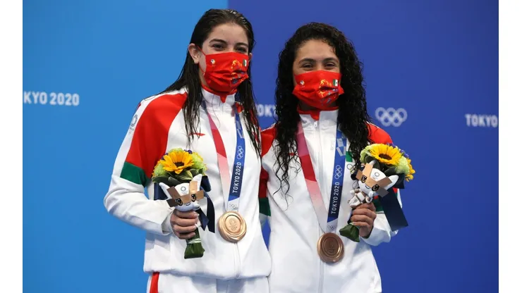 Bronze medalists Alejandra Orozco Loza and Gabriela Agundez Garcia of Team Mexico (Getty).