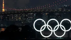 Illuminated Olympic rings are seen in Tokyo. (Getty)