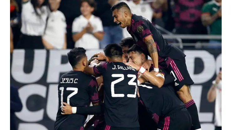 Mexico players celebrate after a goal at the 2021 CONCACAF Gold Cup. (Getty)