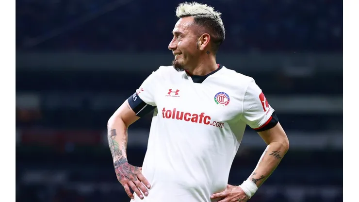 Rubens Sambueza of Toluca.