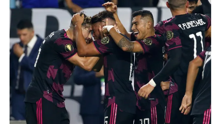 Mexico celebrates a goal (Getty).