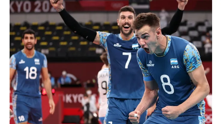 Agustin Loser of Argentina (right) celebrates with teammates. (Getty)