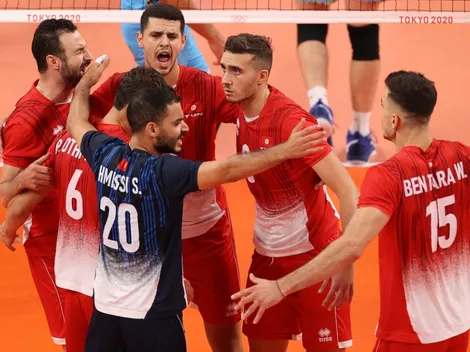 Tokyo 2020: Why does one volleyball player have a different color jersey?