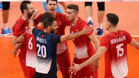 Tokyo 2020: Why does one volleyball player have a different color jersey?