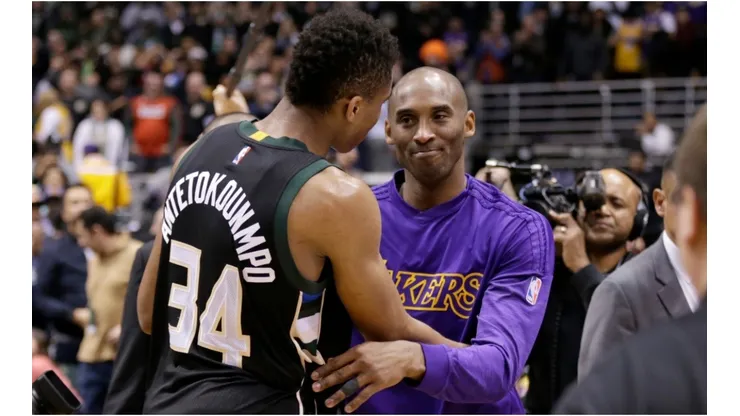 Kobe Bryant & Giannis Antetokounmpo. (Getty)