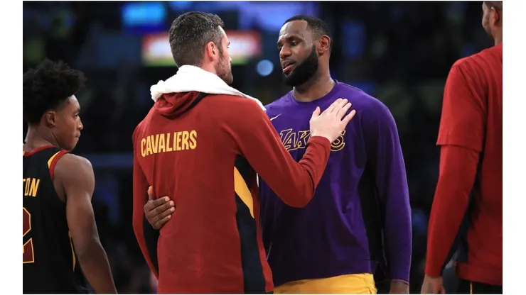 Kevin Love & LeBron James. (Getty)