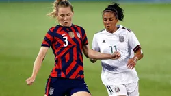 Samantha Mewis of the USA (left) and Maria Sanchez of Mexico (Getty).
