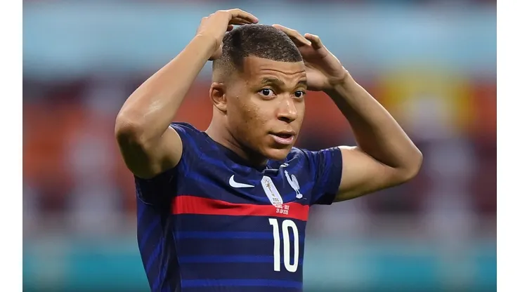 Kylian Mbappé missed the decisive penalty against Switzerland. (Getty)