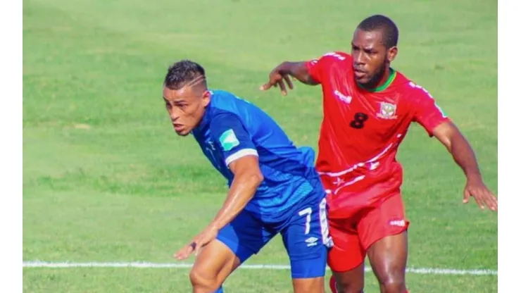 El Salvador and St Kitts and Nevis face off on the second leg of the Concacaf World Cup Qualifiers 2022 (Twitter @LaSelecta_SLV).